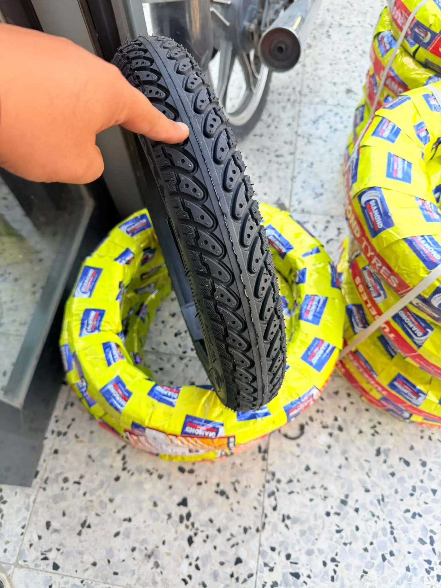 DIAMOND 16x2.50 Elektrikli Bisiklet Dış Lastik PAKİSTAN tubeless
